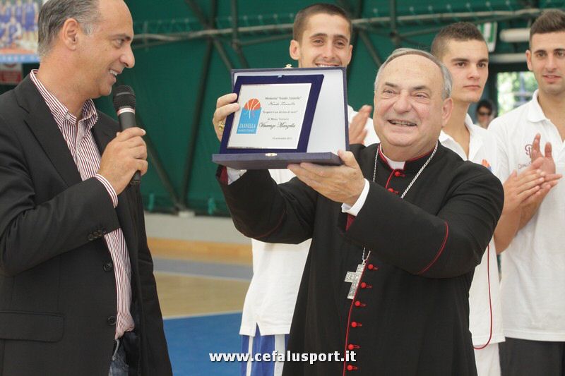 110924 basket 089_tn.jpg